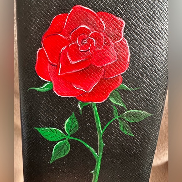🌹✨🖤Authentic Louis Vuitton Taiga Porte Barre Hand Painted Rose Wallet - Picture 13 of 16
